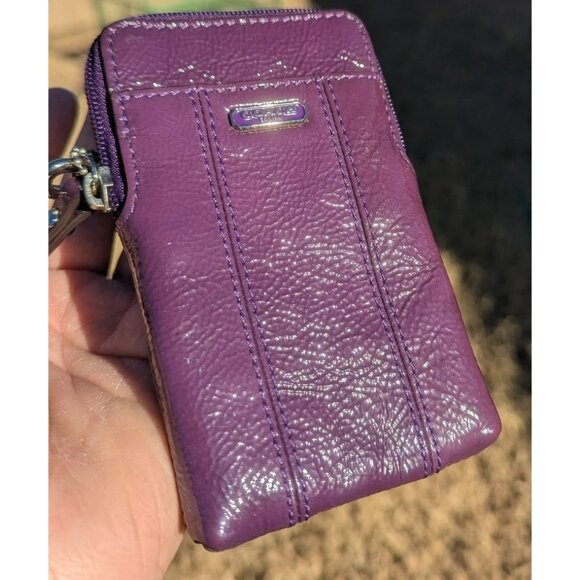Coach Patent Leather Small Vertical Wristlet Pouch Purple Silver - Picture 2 of 11
